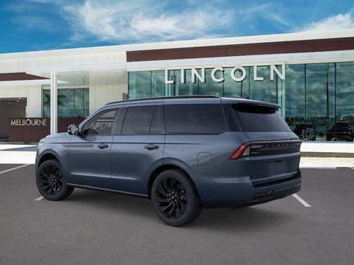 Flight Blue Metallic Clearcoat 2026 Lincoln Navigator Reserve