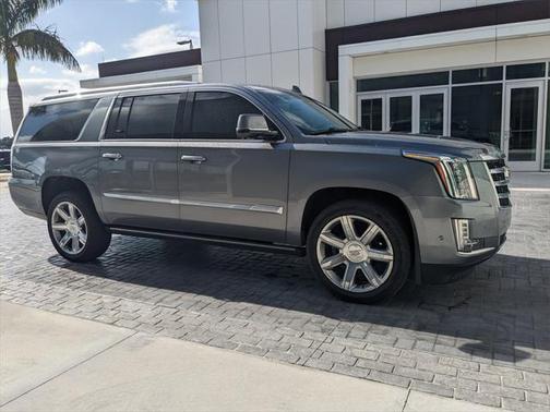 2020 Cadillac Escalade ESV Premium Luxury