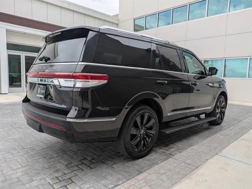 2024 Lincoln Navigator Reserve