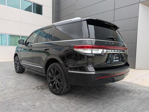 2024 Lincoln Navigator Reserve