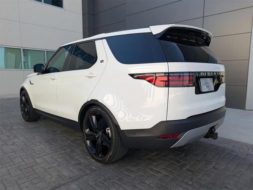 2026 Land Rover Discovery S