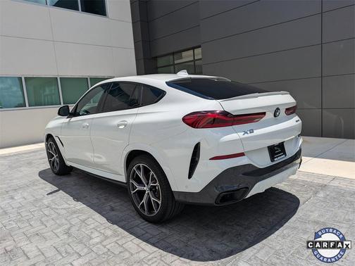 2022 BMW X6 xDrive40i