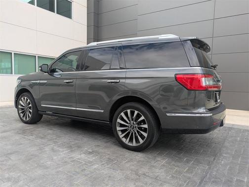 2018 Lincoln Navigator Select