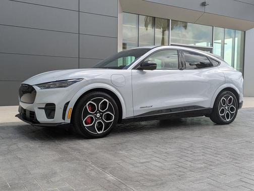 Space White Metallic 2021 Ford Mustang Mach-E GT