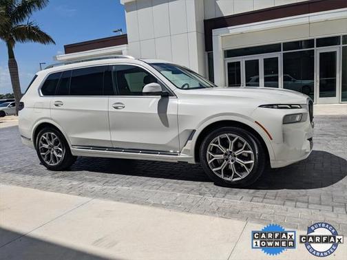 2025 BMW X7 xDrive40i