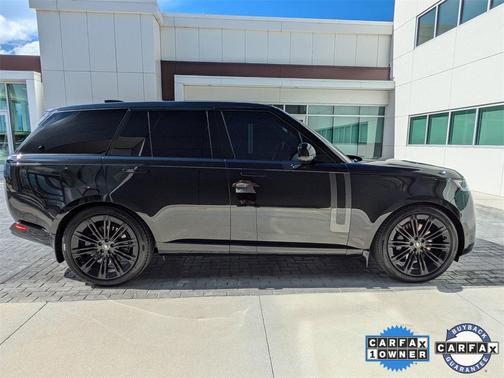 2025 Land Rover Range Rover P530 SE