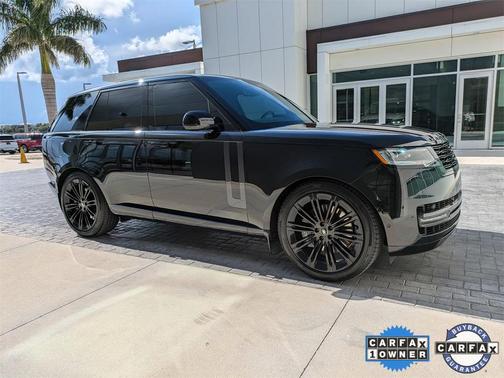 2025 Land Rover Range Rover P530 SE