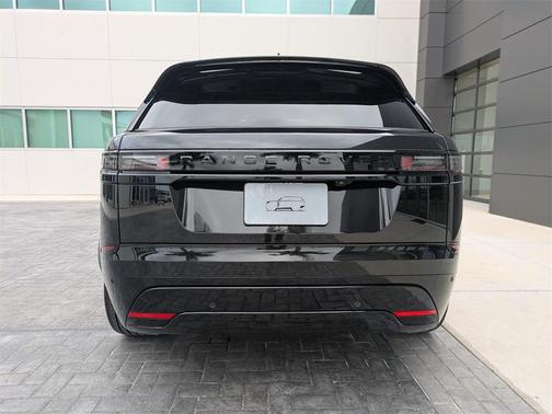 2026 Land Rover Range Rover Velar P250 SE R-Dynamic