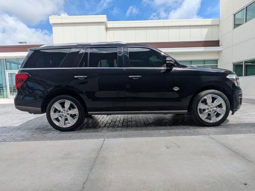 2023 Ford Expedition King Ranch