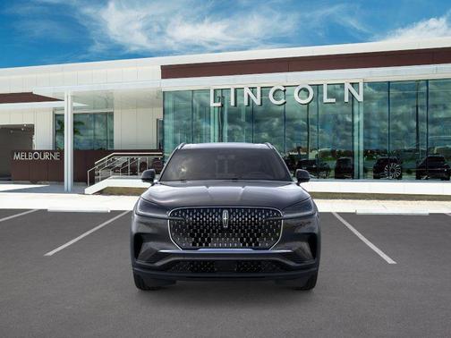 Infinite Black Metallic Clearcoat 2026 Lincoln Aviator Premiere