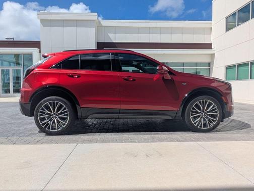 2025 Cadillac XT4 Sport