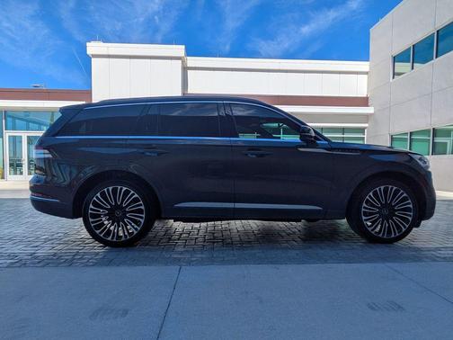 2023 Lincoln Aviator Black Label AWD