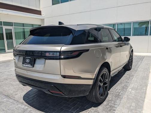 2026 Land Rover Range Rover Velar P250 SE R-Dynamic