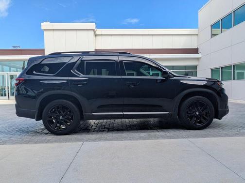 2023 Honda Pilot AWD Elite