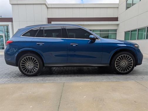 2023 Mercedes-Benz GLC 300 Base