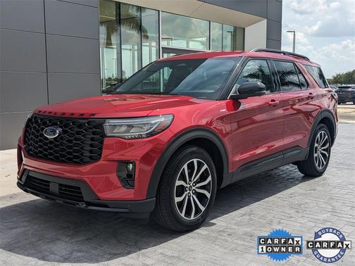 2025 Ford Explorer ST-Line