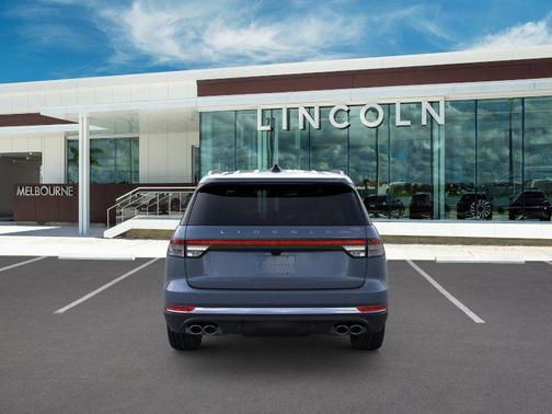 Whisper Blue Metallic Clearcoat 2026 Lincoln Aviator Premiere
