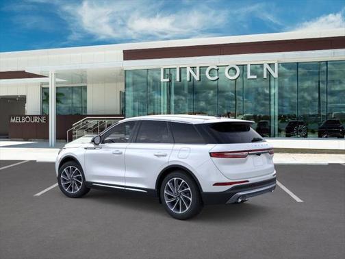 2025 Lincoln Corsair Premiere