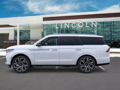 White 2026 Lincoln Navigator Reserve