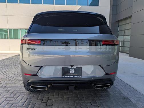 2024 Land Rover Range Rover Sport SE