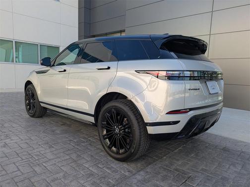 2026 Land Rover Range Rover Evoque Dynamic SE