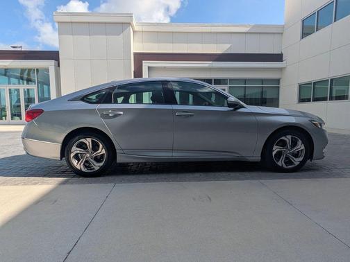 Lunar Silver Metallic 2020 Honda Accord EX 1.5T