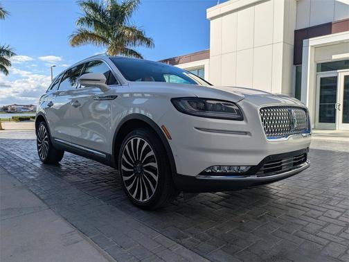 2022 Lincoln Nautilus Black Label