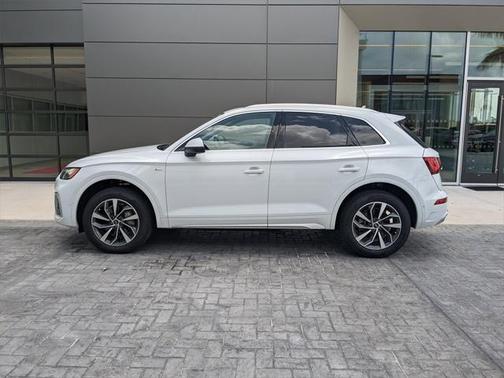 2024 Audi Q5 45 S line Prestige