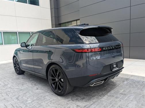 Varesine Blue Metallic 2025 Land Rover Range Rover Sport SE