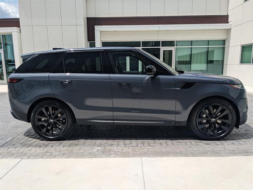 Varesine Blue Metallic 2025 Land Rover Range Rover Sport SE