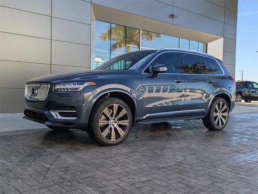 2025 Volvo XC90 Plug-In Hybrid T8 Ultra 7-Seater
