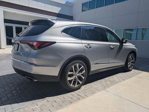 Lunar Silver Metallic 2022 Acura MDX Technology Package