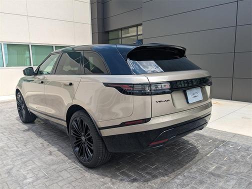 2026 Land Rover Range Rover Velar P250 SE R-Dynamic