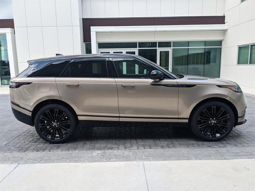 2026 Land Rover Range Rover Velar P250 SE R-Dynamic