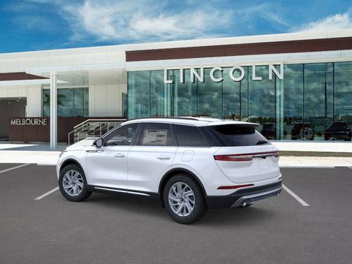 2026 Lincoln Corsair Premiere