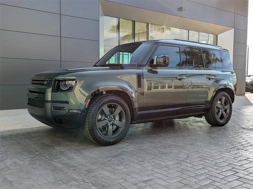 2026 Land Rover Defender P400 X-Dynamic SE