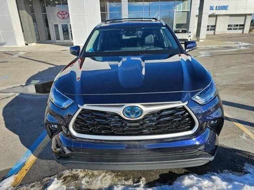 2023 Toyota Highlander Hybrid XLE