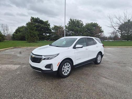 Summit White 2024 Chevrolet Equinox LT