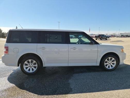 2010 Ford Flex SE