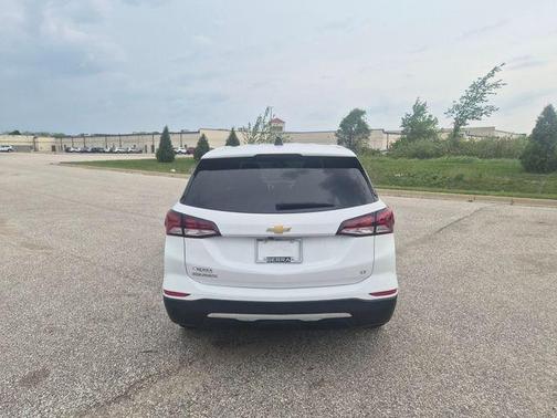 Summit White 2024 Chevrolet Equinox LT