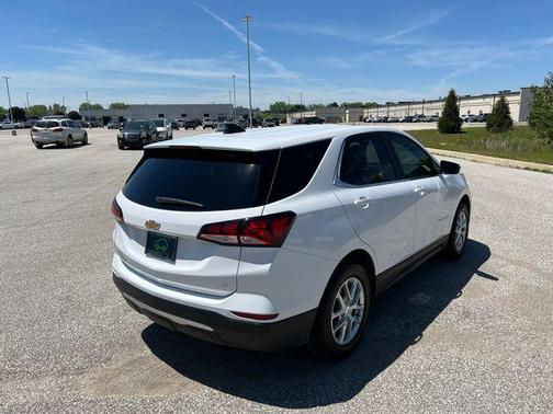 Summit White 2024 Chevrolet Equinox LT