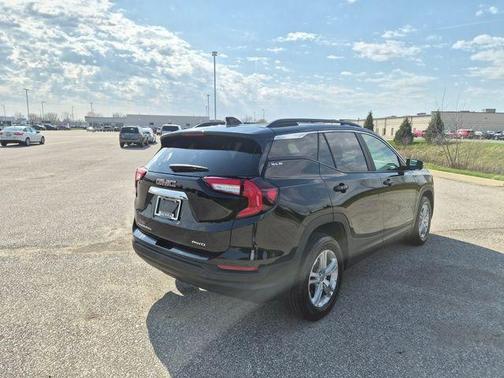 Ebony Twilight Metallic 2023 GMC Terrain SLE