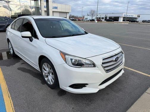 Crystal White Pearl 2017 Subaru Legacy 2.5i Premium