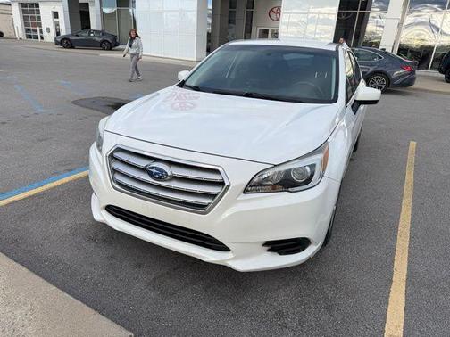 Crystal White Pearl 2017 Subaru Legacy 2.5i Premium