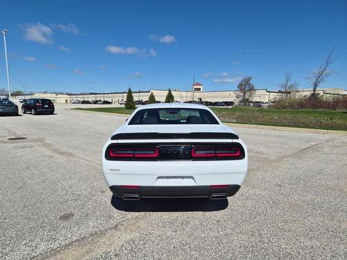 White Knuckle Clearcoat 2022 Dodge Challenger GT
