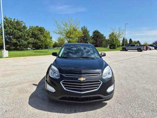 Mosaic Black Metallic 2017 Chevrolet Equinox LT