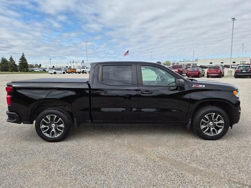 Black 2022 Chevrolet Silverado 1500 RST
