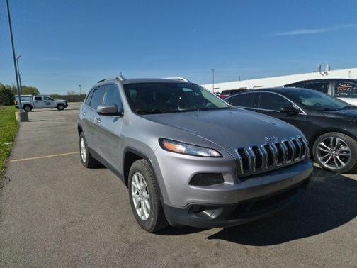 Billet Silver Metallic Clearcoat 2017 Jeep Cherokee Latitude