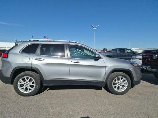 Billet Silver Metallic Clearcoat 2017 Jeep Cherokee Latitude