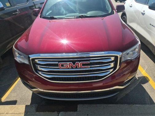 Crimson Red Tintcoat 2018 GMC Acadia SLE-2